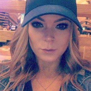 Meet your Posher, Deanna